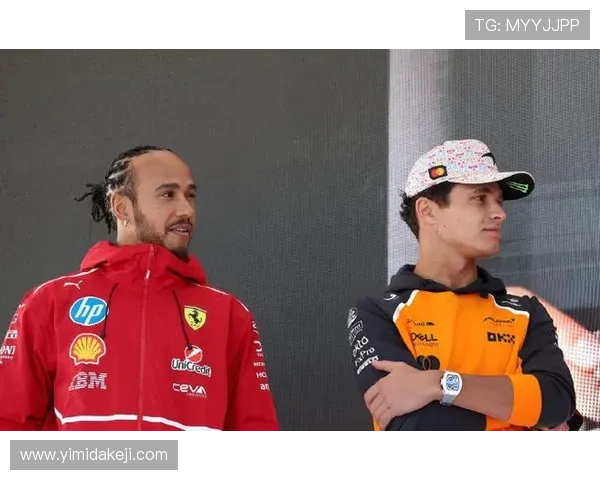 F1赛季激烈角逐:汉密尔顿与维斯塔潘再度碰撞 引发车迷热议
